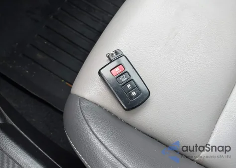 2013 Toyota Rav4 Limited from USA, damaged, VIN 2T3YFREV9DW042582